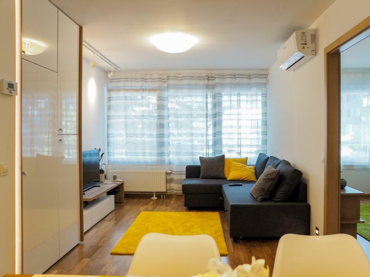 Delux Adda Apartment *